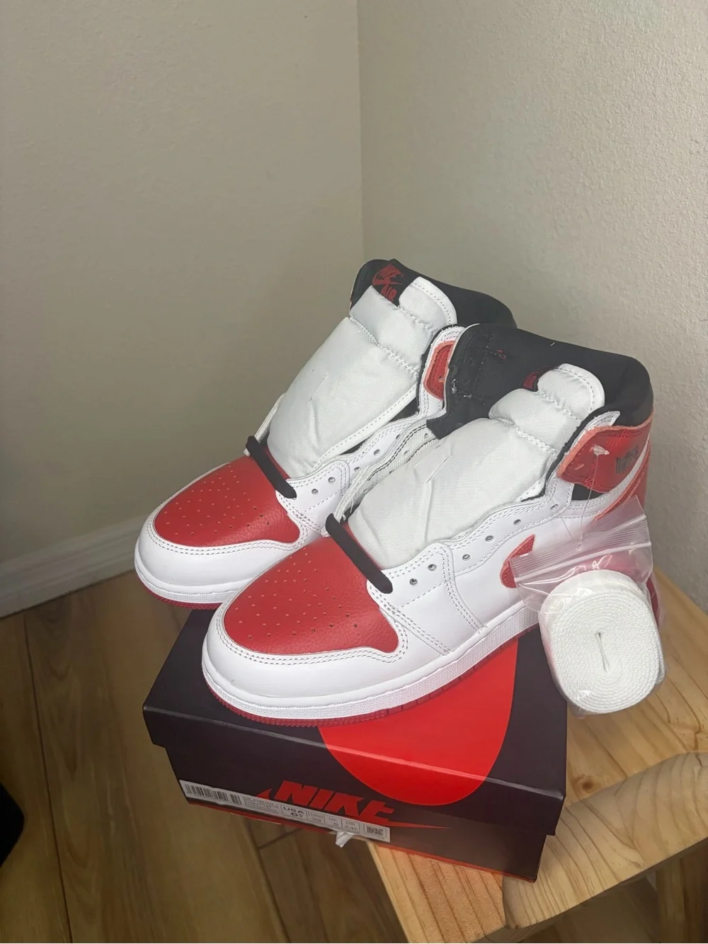 Nike White & Red High-Top Sneakers - Picture 2 of 13